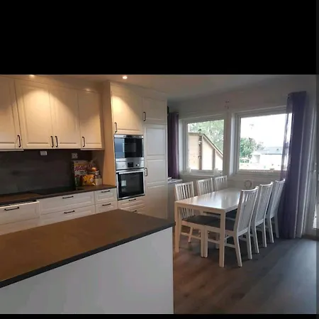 Hus Ved Sjoen * Kvithylla